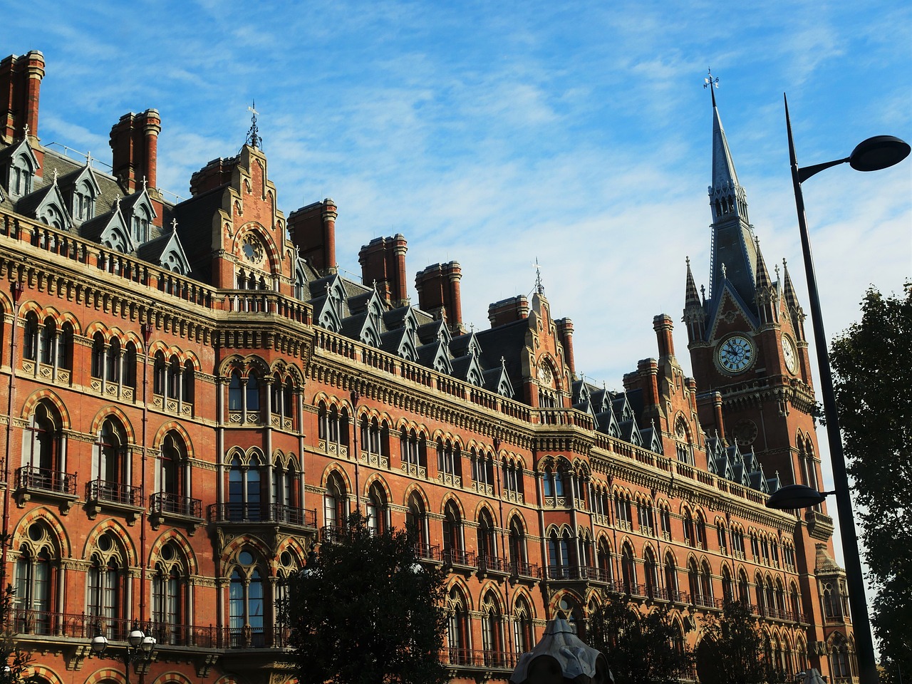 胶南房价最新动态,趋势、影响因素及前景展望全解析